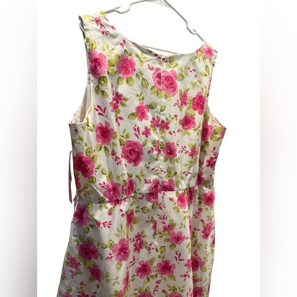 Dress Barn beautiful floral dress size 22W - Picture 9 of 10